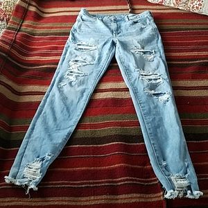 AEO ragged look jeans